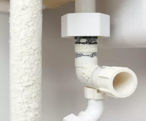 Odkamienianie instalacji wodnej w domu
